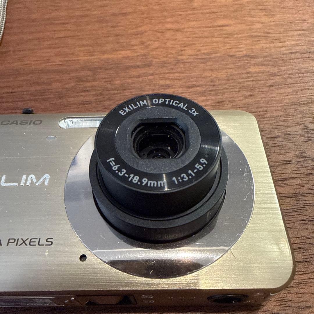 CASIO EXILIM 12.1メガピクセル オールドコンデジEX-Z90
