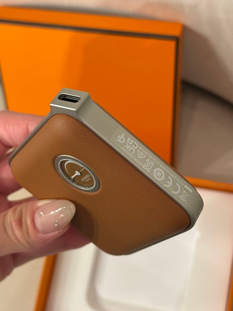 エルメス モバイルバッテリー 新品未使用