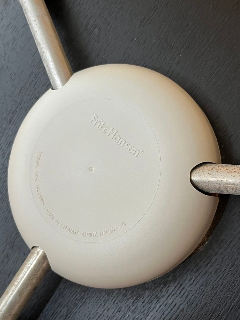 mi アルネ・ヤコブセン ヴィンテージ 3本脚 アントチェア