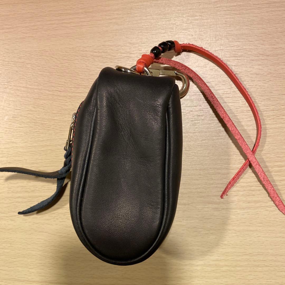 Red Moon ブラックレザーキーケース ポーチ