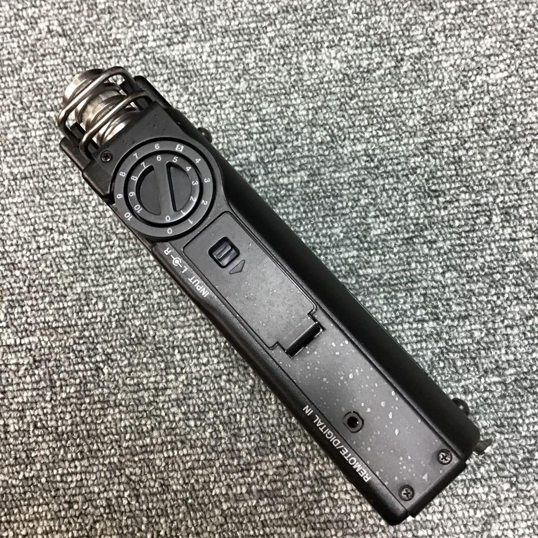 TASCAM DR-100mkII 本体と電池パック