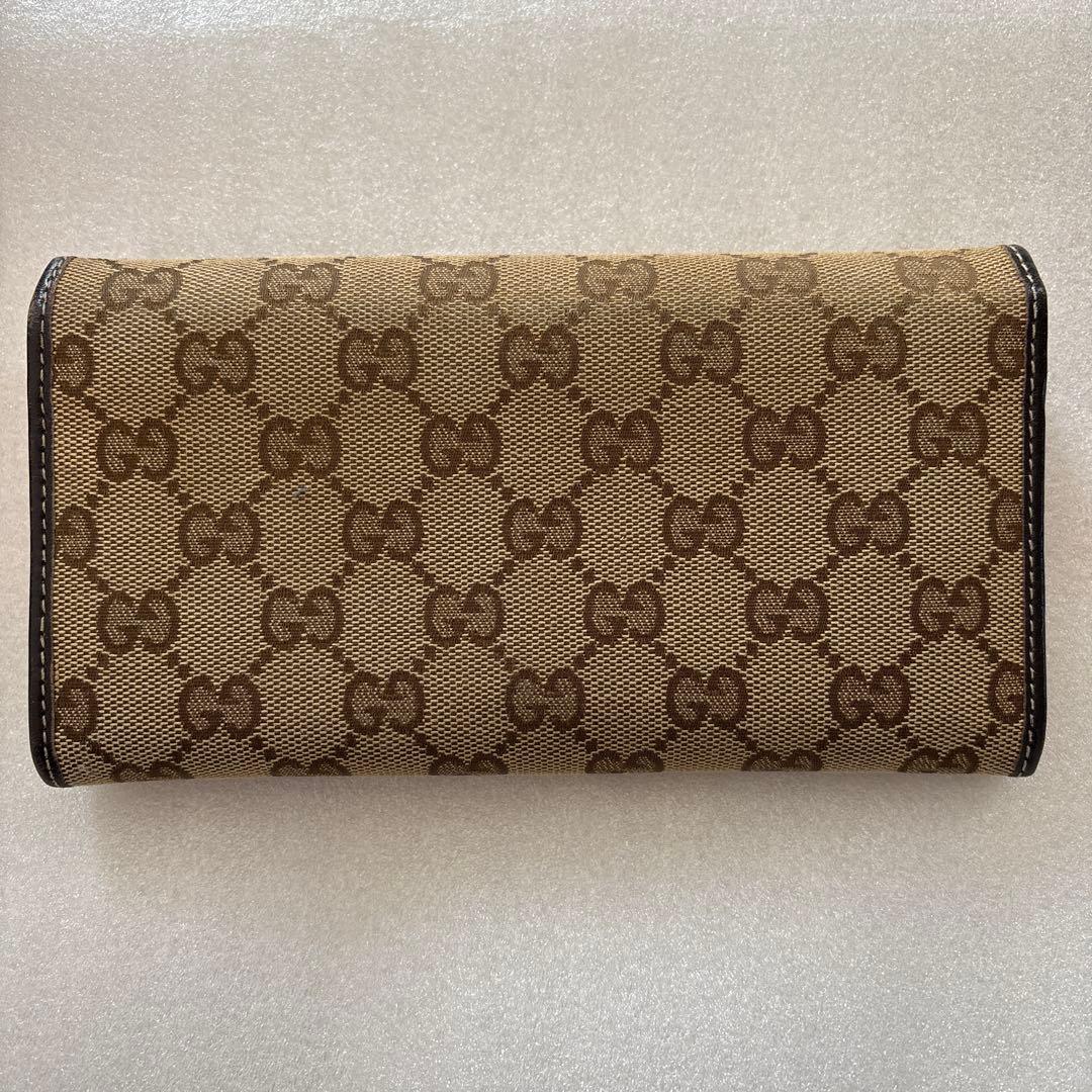 Gucci GGパターン 長財布 ハート型ロゴ