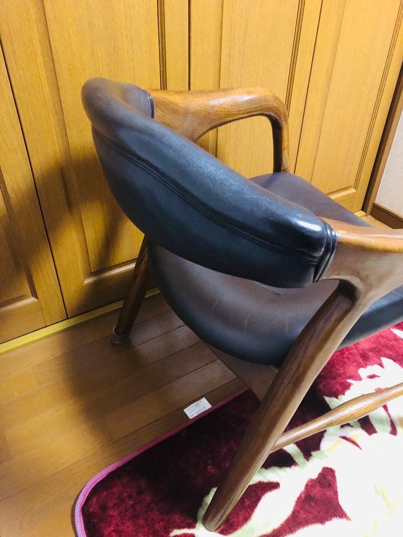 池田木工　本革　木製フレーム アームチェア 黒　①