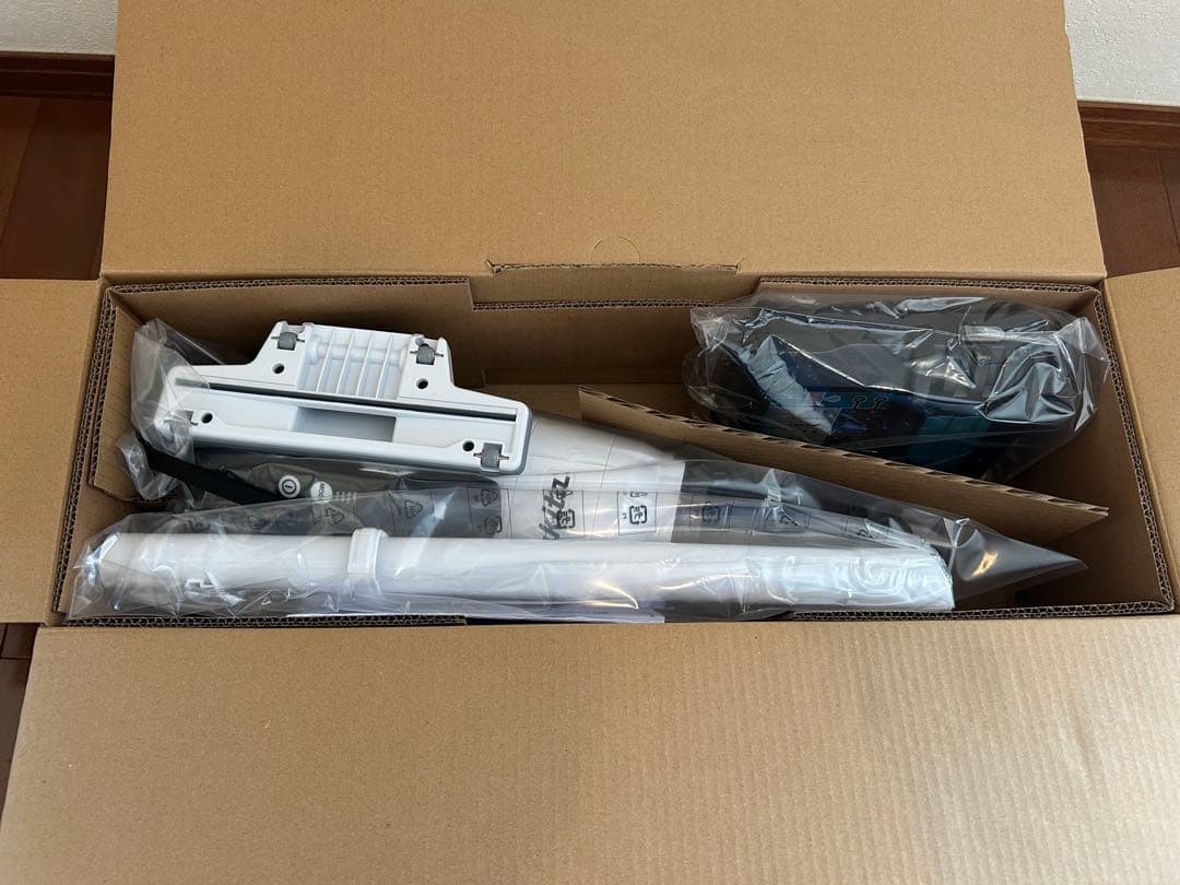 Makita コードレス掃除機 CL286FDRFW