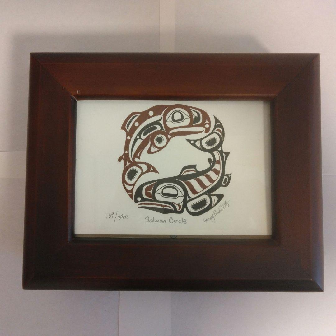 アートワーク付きダークブラウンアクセサリーケース