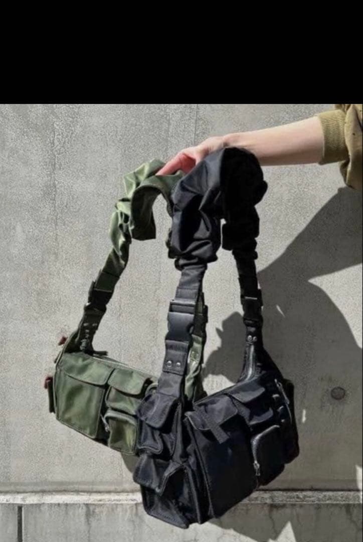 ameri vintage 黒 ナイロン ショルダーバッグ　アメリヴィンテージ