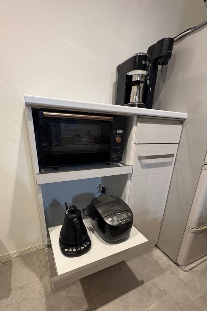 【現地引き渡し】モイス　キッチンボード　食器棚　レンジ台