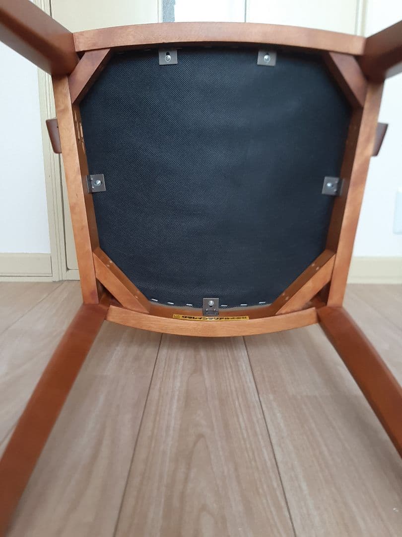 ダイニングチェア　クラレインテリア　クラビアン　肘付き