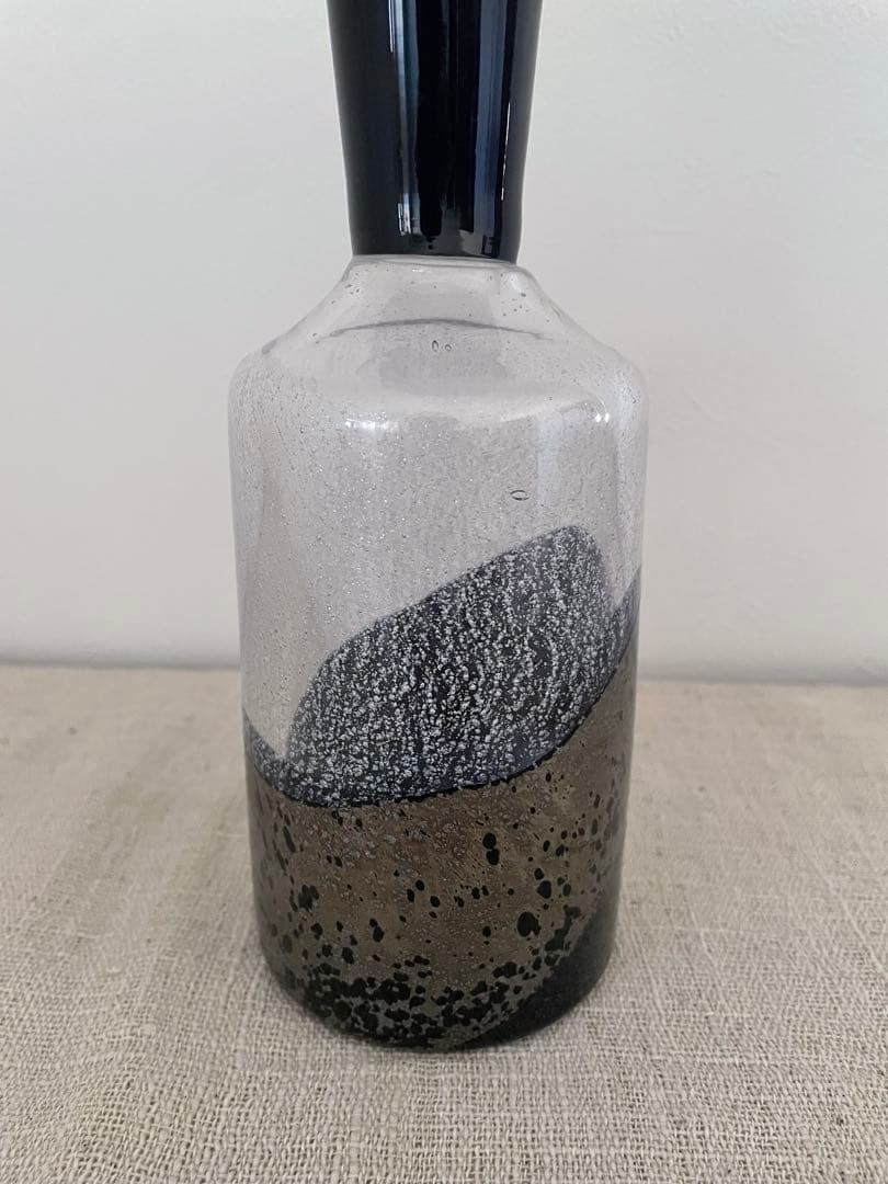 沖縄作家　ガラス花瓶