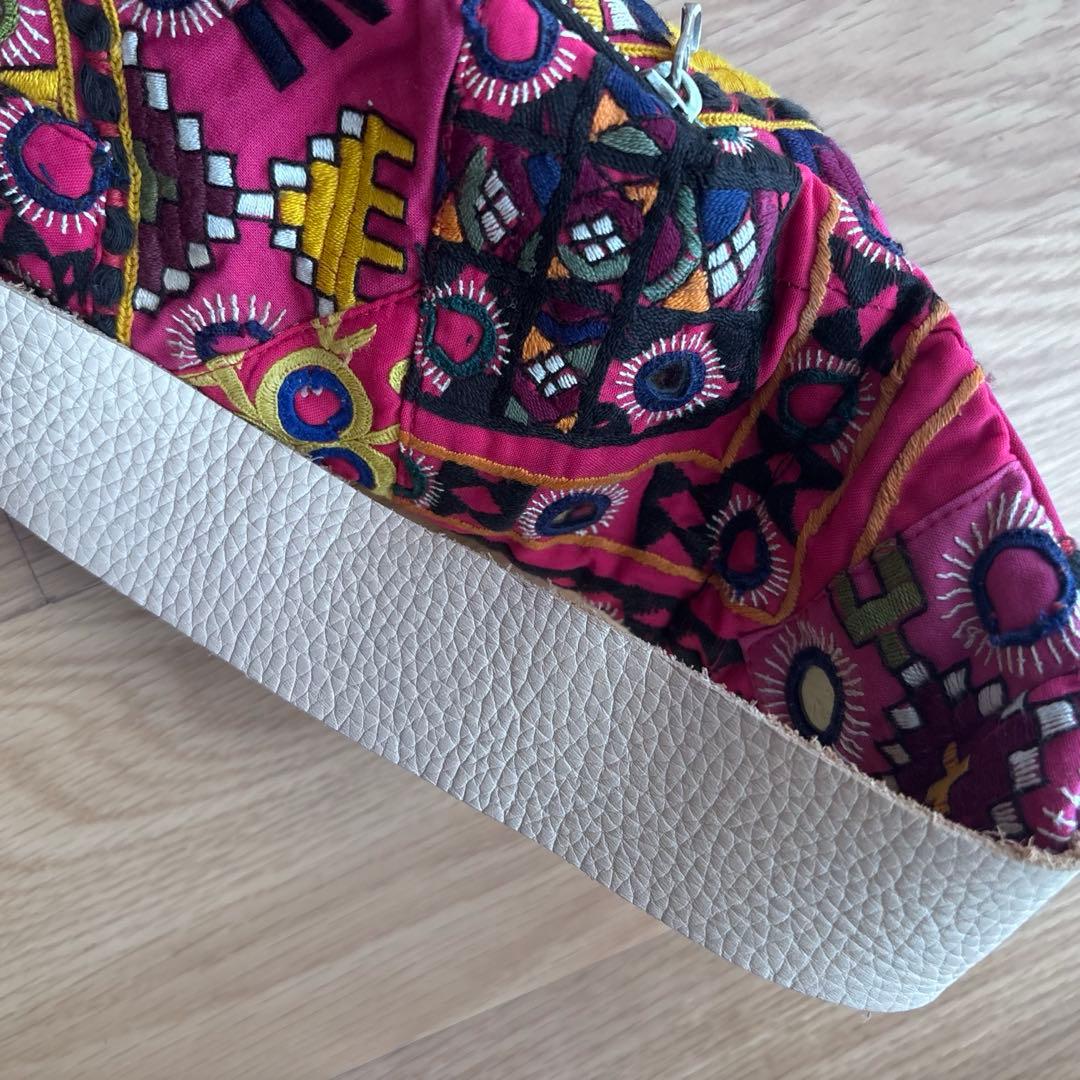 レア 刺繍 シモンカミールSimone Camille ウェストポーチ バッグ