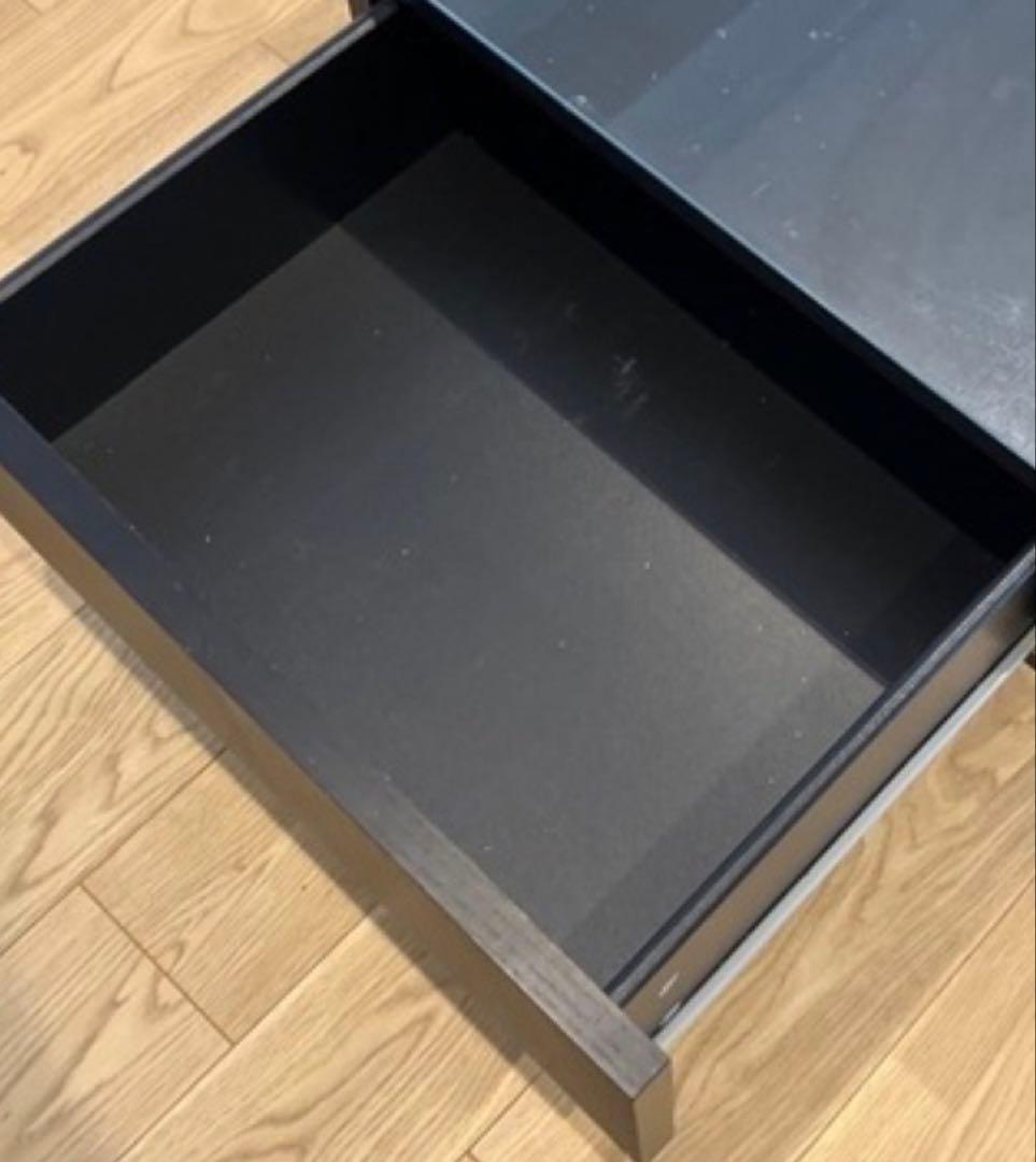 IKEAガラストップローテーブル