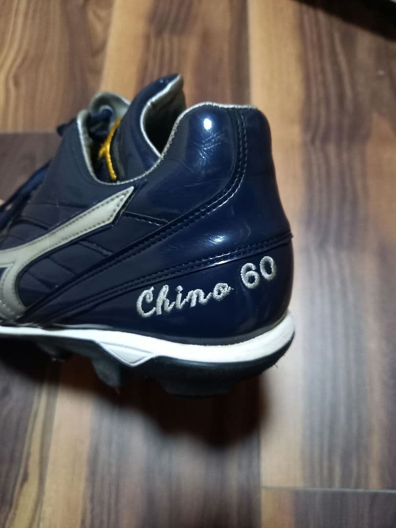 ミズノプロ　オーダースパイク　横浜DeNA　知野直人選手実使用