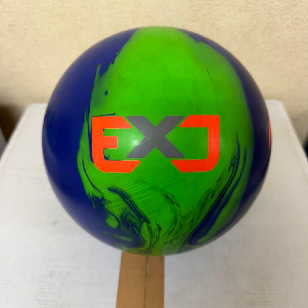 サ*ラ様 ベノムEXJ 15ポンド モーティブ ボウリング ボール