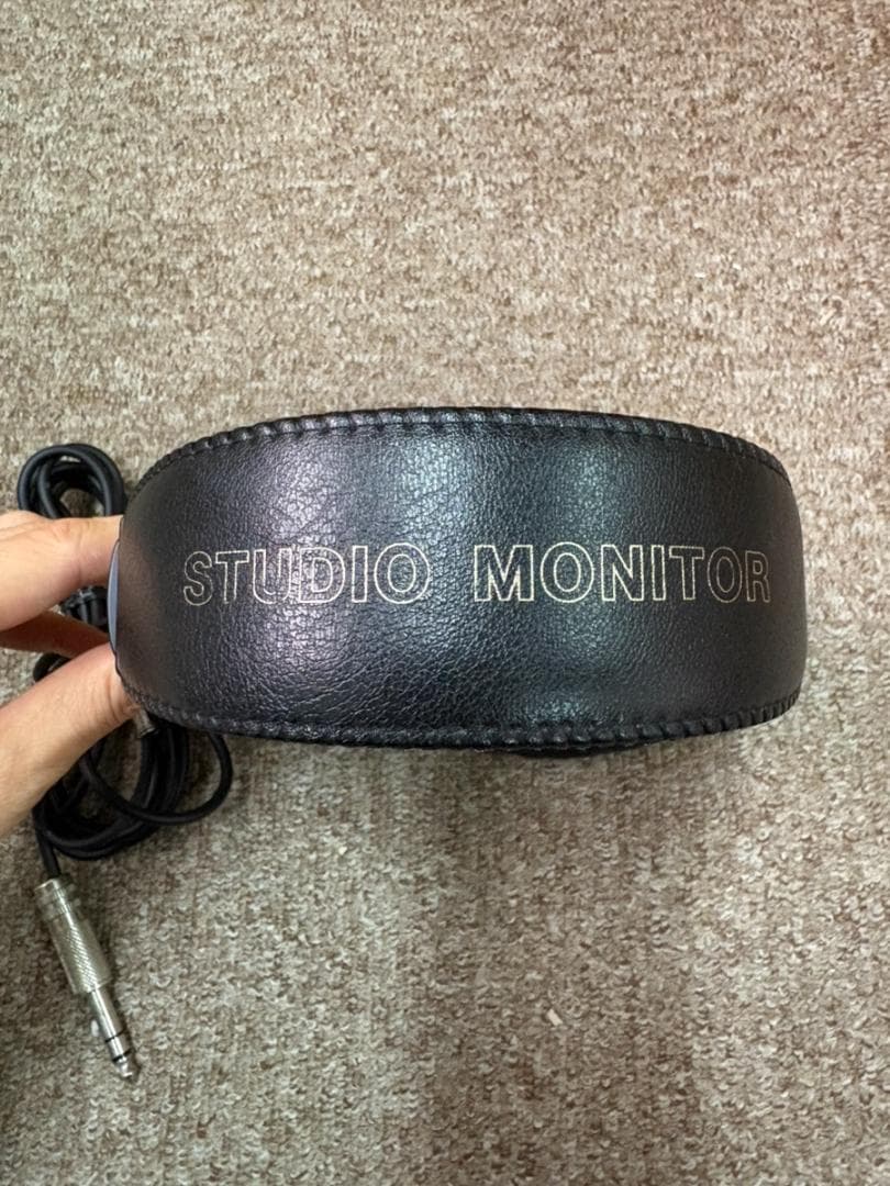 SONY 有線 密閉型スタジオモニターヘッドホン MDR-CD900ST