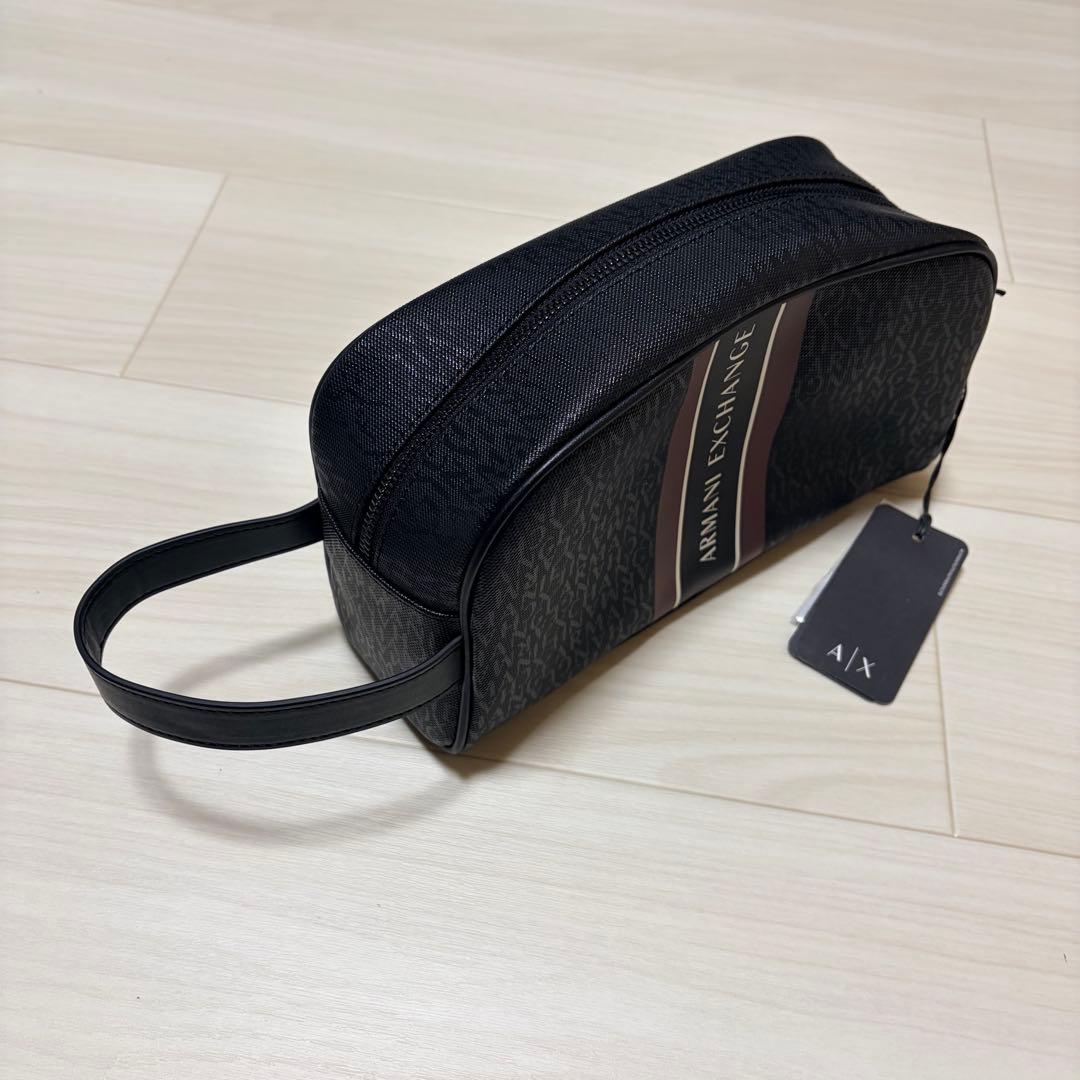 アルマーニ　エクスチェンジ　トラベルポーチ　クラッチバッグ