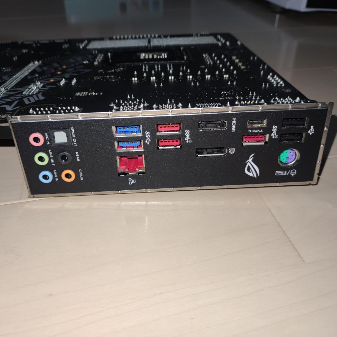 ASUS ROG STRIX Z390-F マザーボード