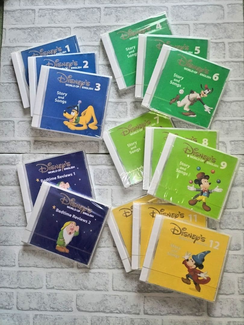 ワールドファミリー　Straight−PlayDVD、CD、 ガイドブックセット