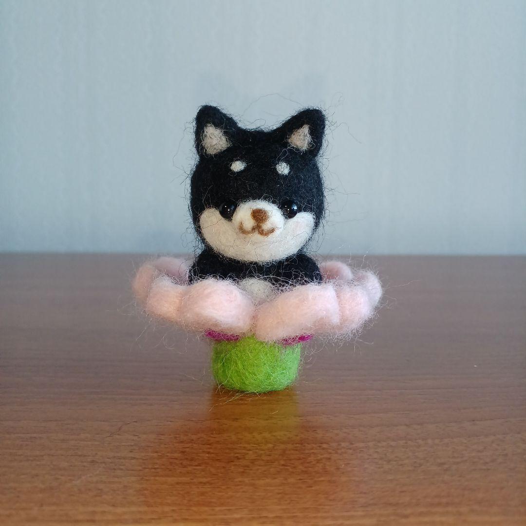 プリザーブドフラワーアレンジ ガラスドーム & 羊毛フェルト