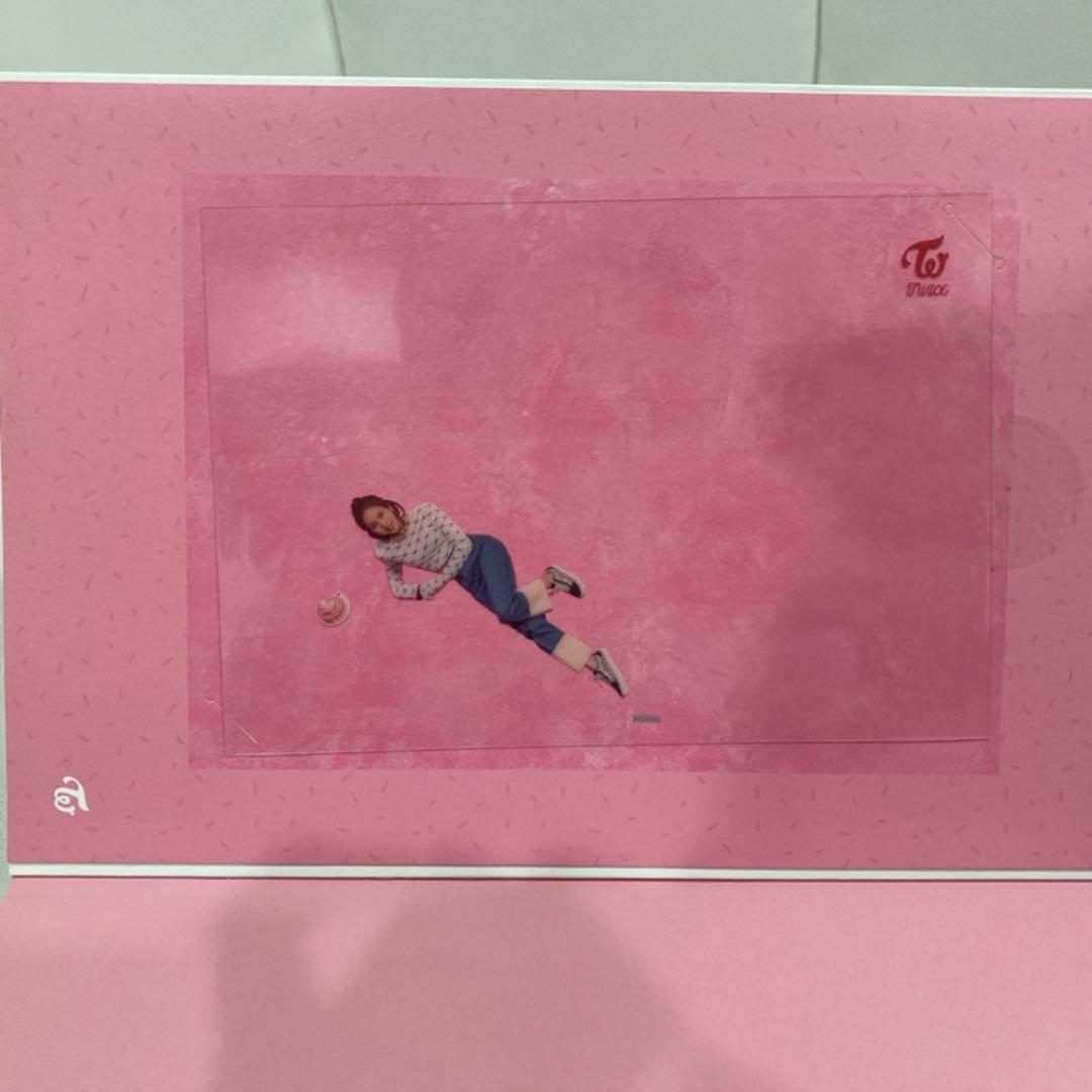 TWICE What is Love? 全メンバー直筆サイン入りアルバム 写真集