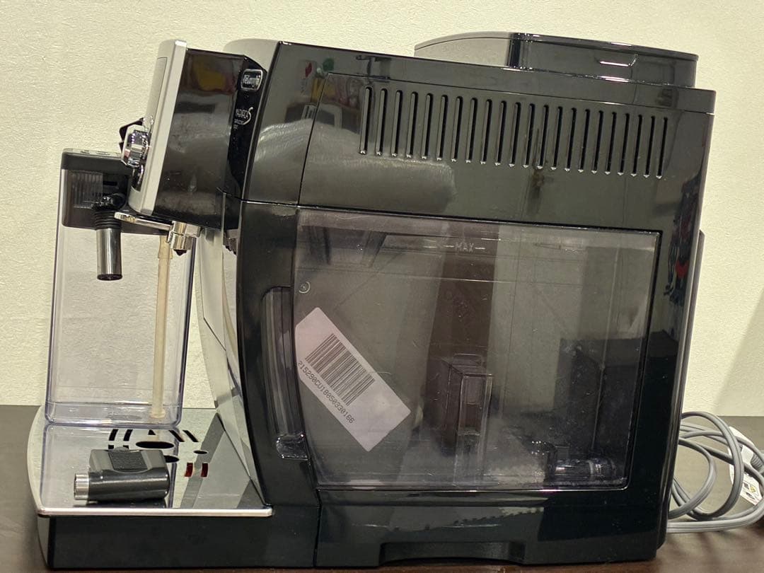 【価格変更中】デロンギ 全自動エスプレッソマシン ECAM23260SBN 美品