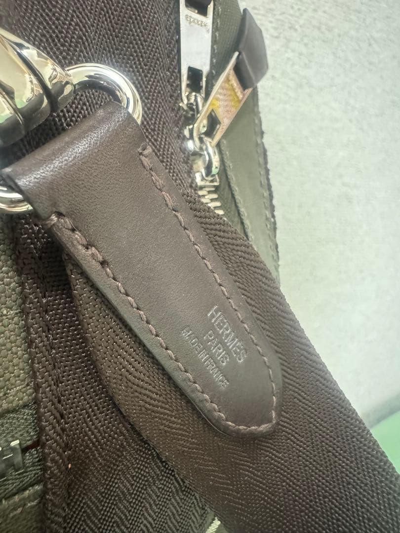 エルメス　犬用キャリーバッグ　カーキ