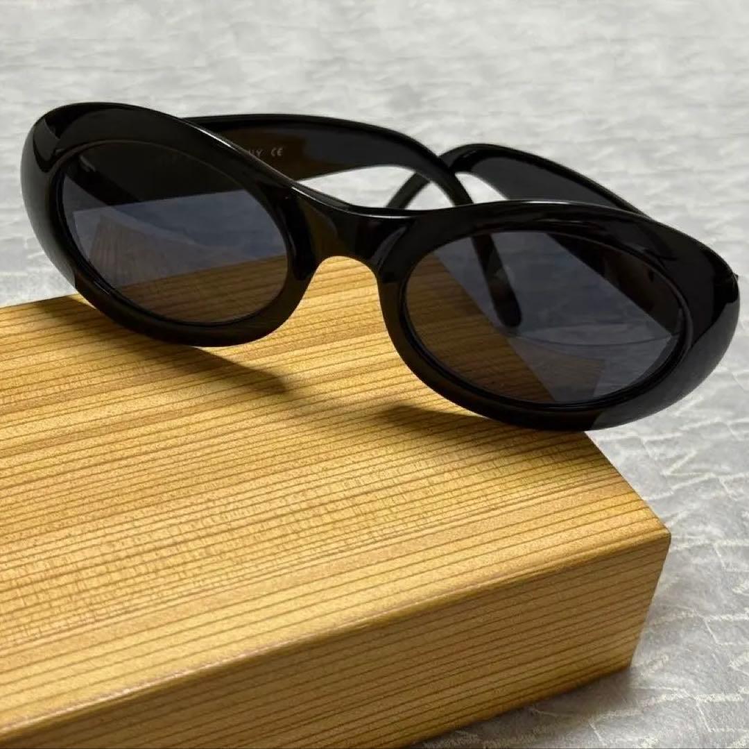 【保存袋付】グッチ GG 2400/N/S 807 ブラックサングラス オーバル