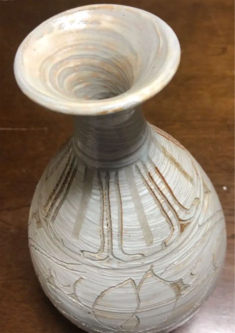 粉青沙器牡丹文瓶李朝写し