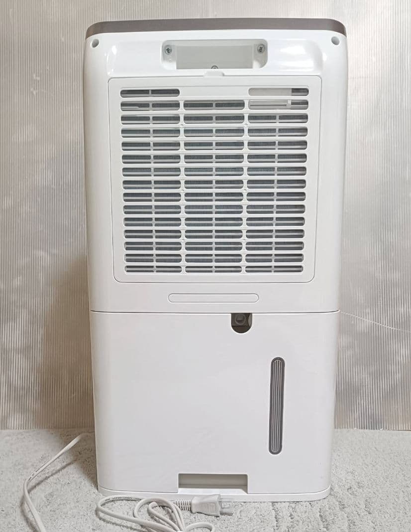 【未使用】アイリス 除湿 衣類乾燥機 35畳 IJC-H140