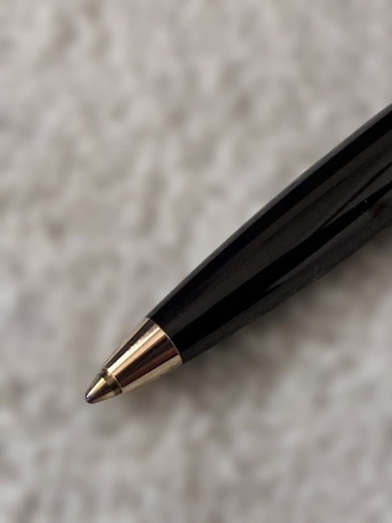 ◾️極美品◾️MONT BLANC モンブラン◾️クラシックボールペン◾️新品リフィル