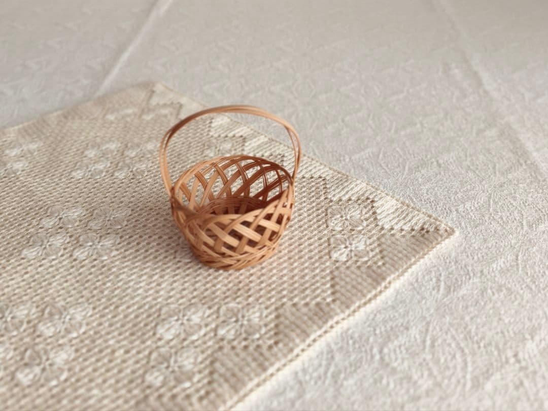 【mkuさま】 small basket ❀ 飴色のステキな バスケット