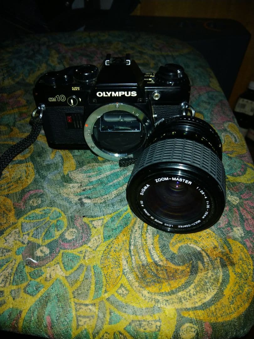 OLYMPUS　ＯＭ10