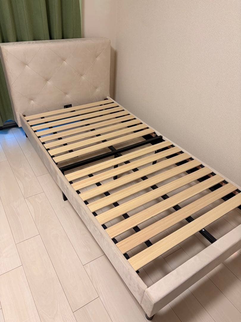 rasik ファブリックベッド 『ILONA イロナ』 シングル　アイボリー