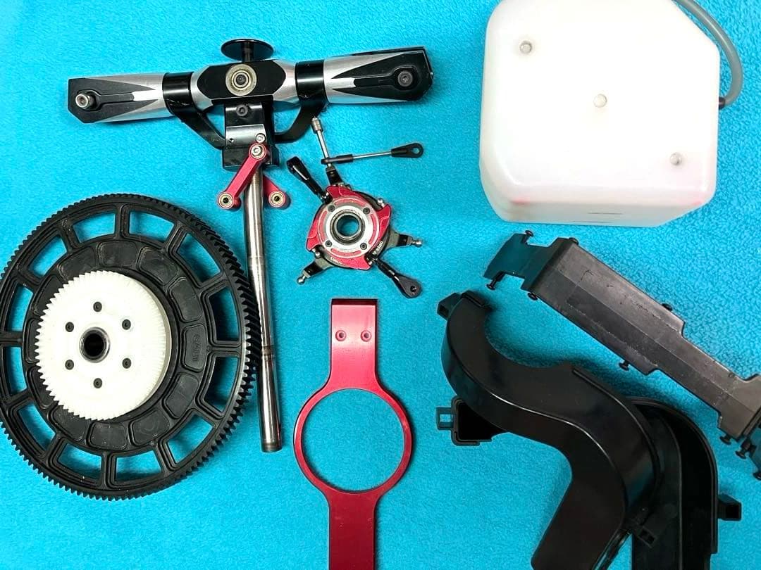 ラジコンヘリコプター GAUI NX7 ニトロ用　未使用、中古パーツ