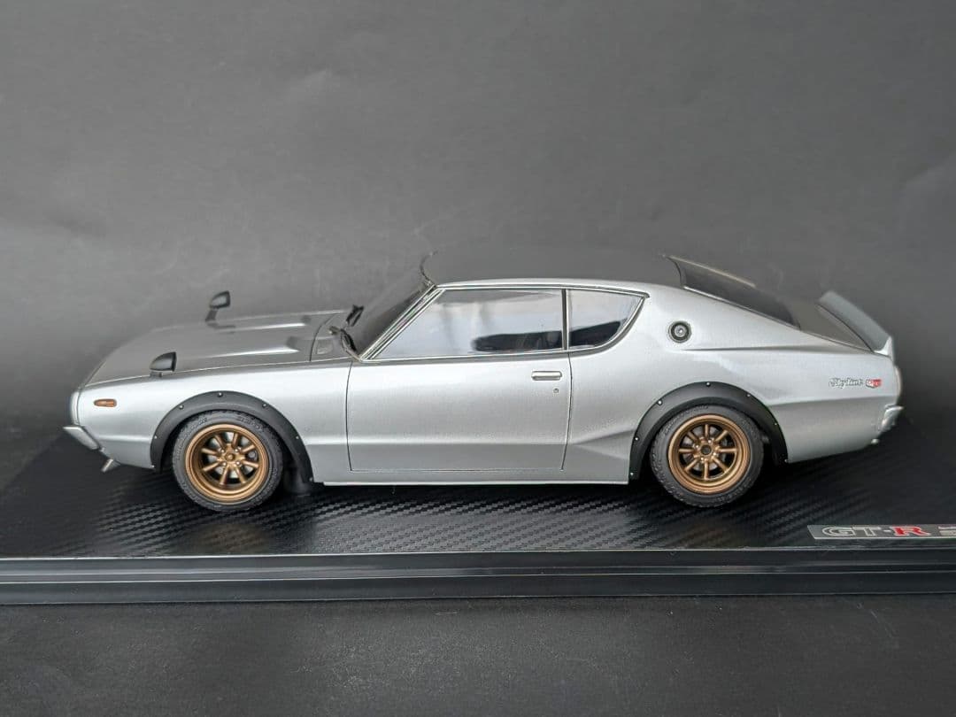 イグニッションモデル 1/18 2000GT-R KPGC110 ケンメリ