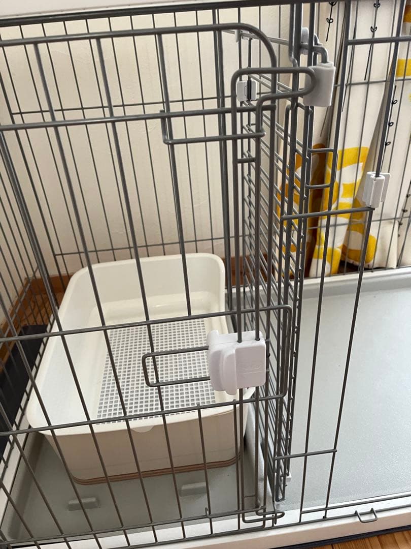 小型犬用犬用ケージ 取り外しトイレトレイ付き　ペティオ