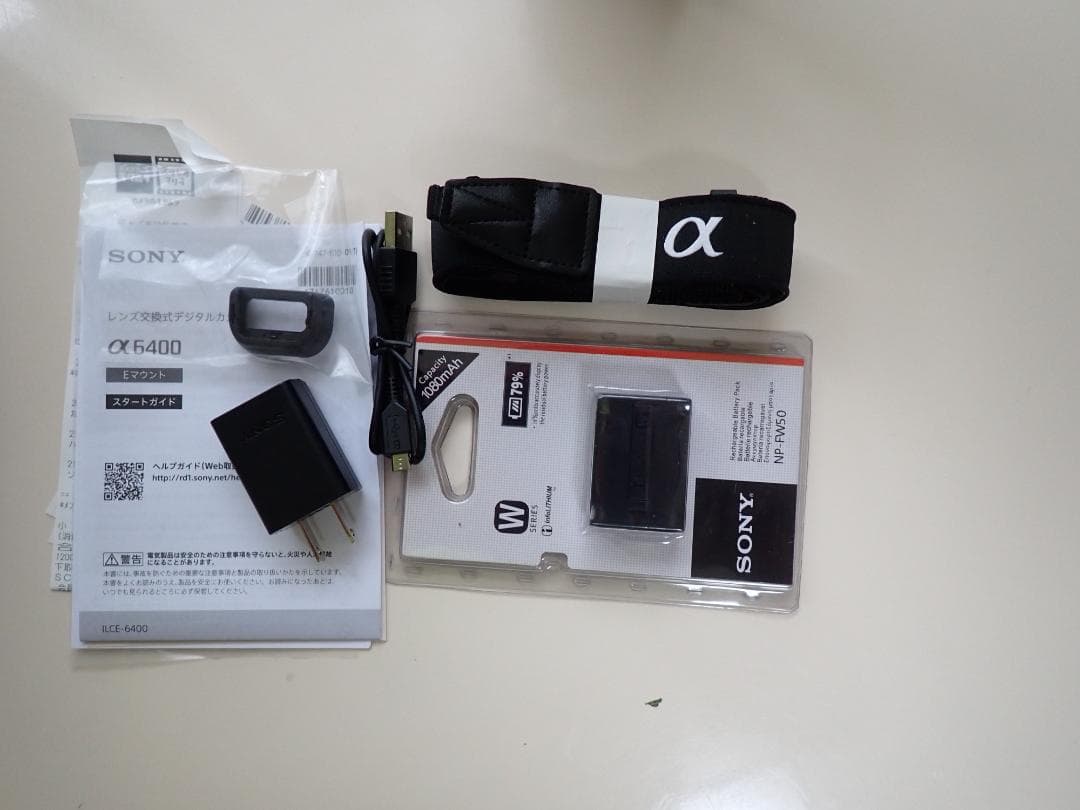 SONY ソニー α6400 ダブルズームレンズキット シルバー I