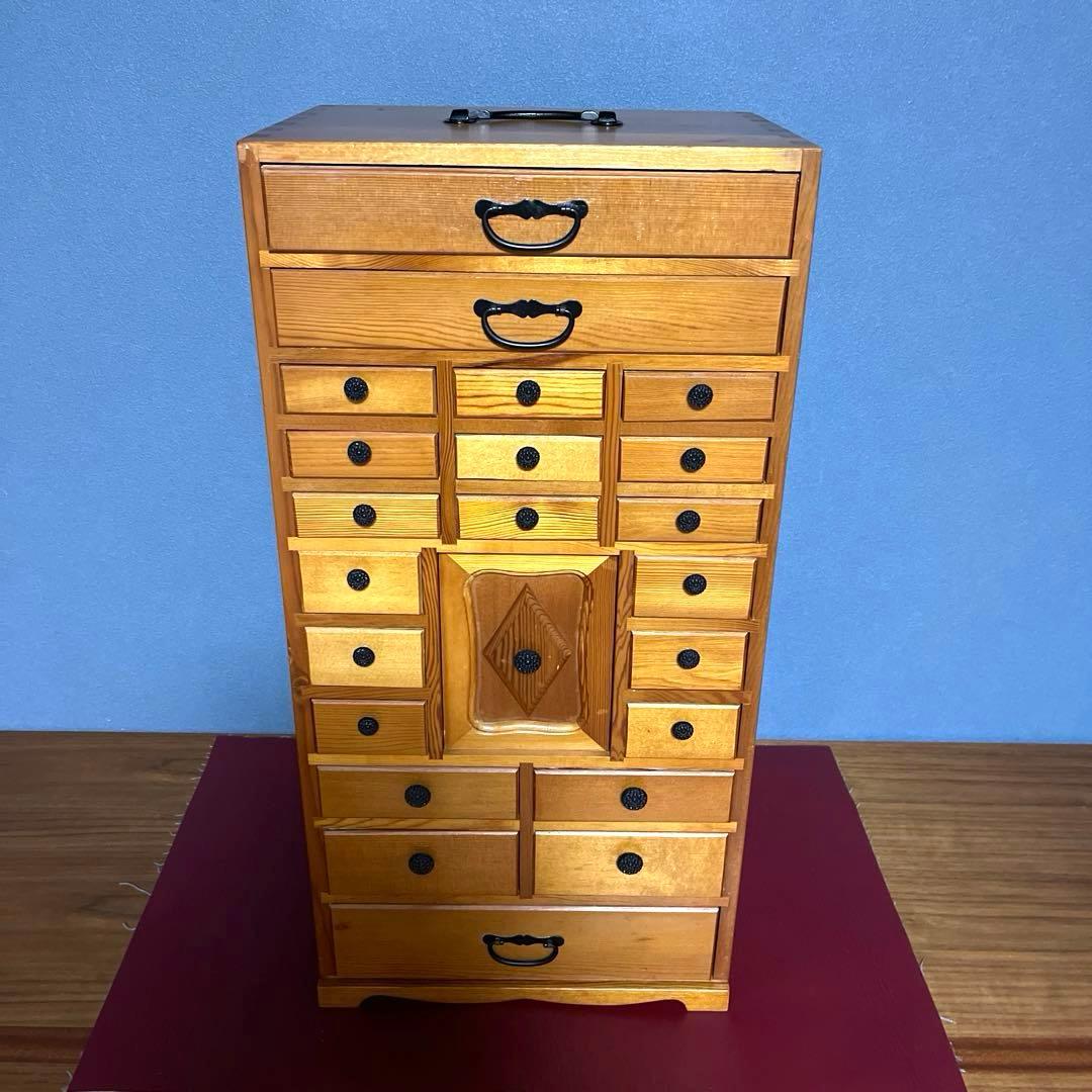 『小物入れ』22個　多段引き出しキャビネット　自然な木目仕上げ　薬棚薬箪笥