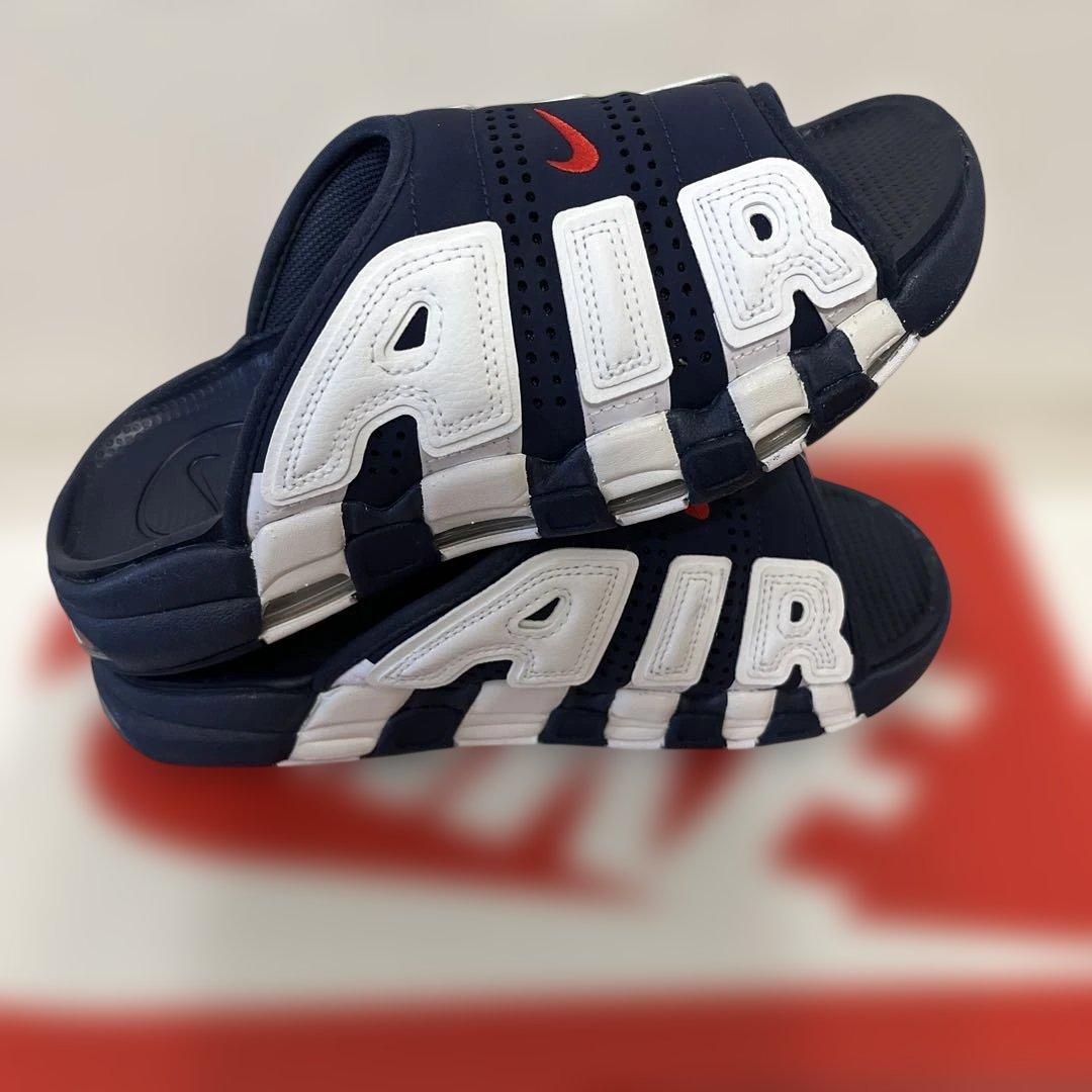 ナイキ エアモアアップテンポ スライド25cm ネイビー