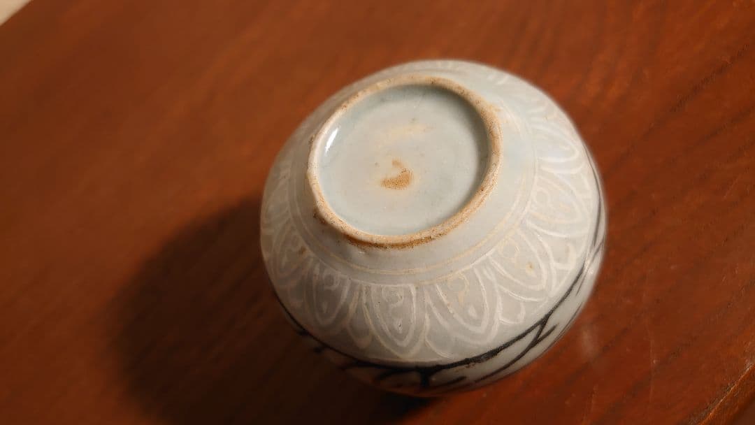 李朝　小壺　象嵌　白釉　古玩　京焼　アンティーク李朝　１客