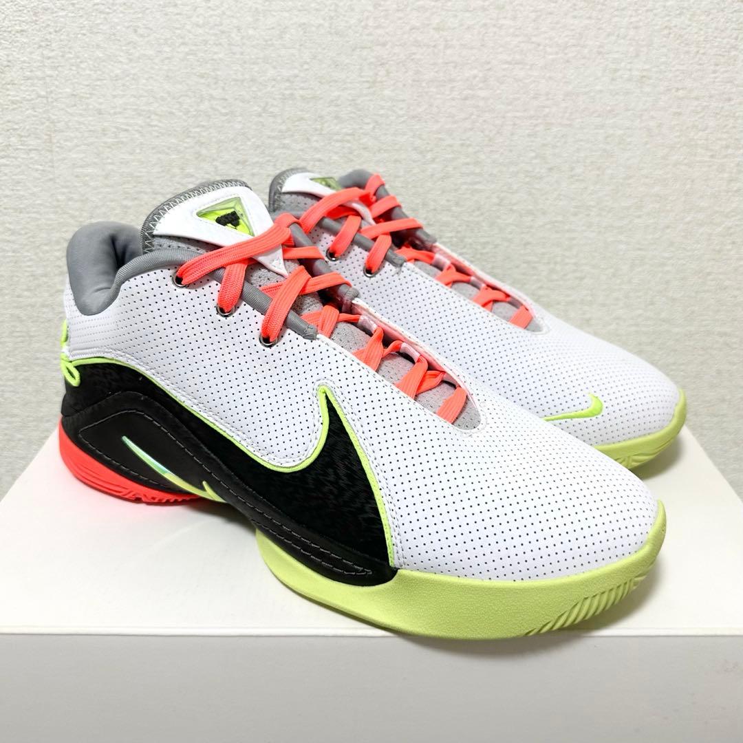 ナイキ 26 レブロン 22 スニーカー バスケ シューズ バッシュ 靴