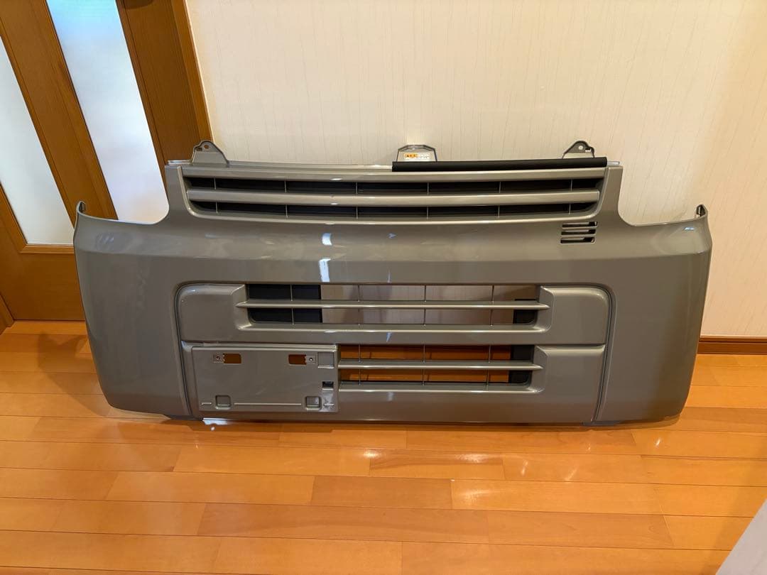 DA17V スズキ　エブリイ　フロントバンパー　モスグレーM