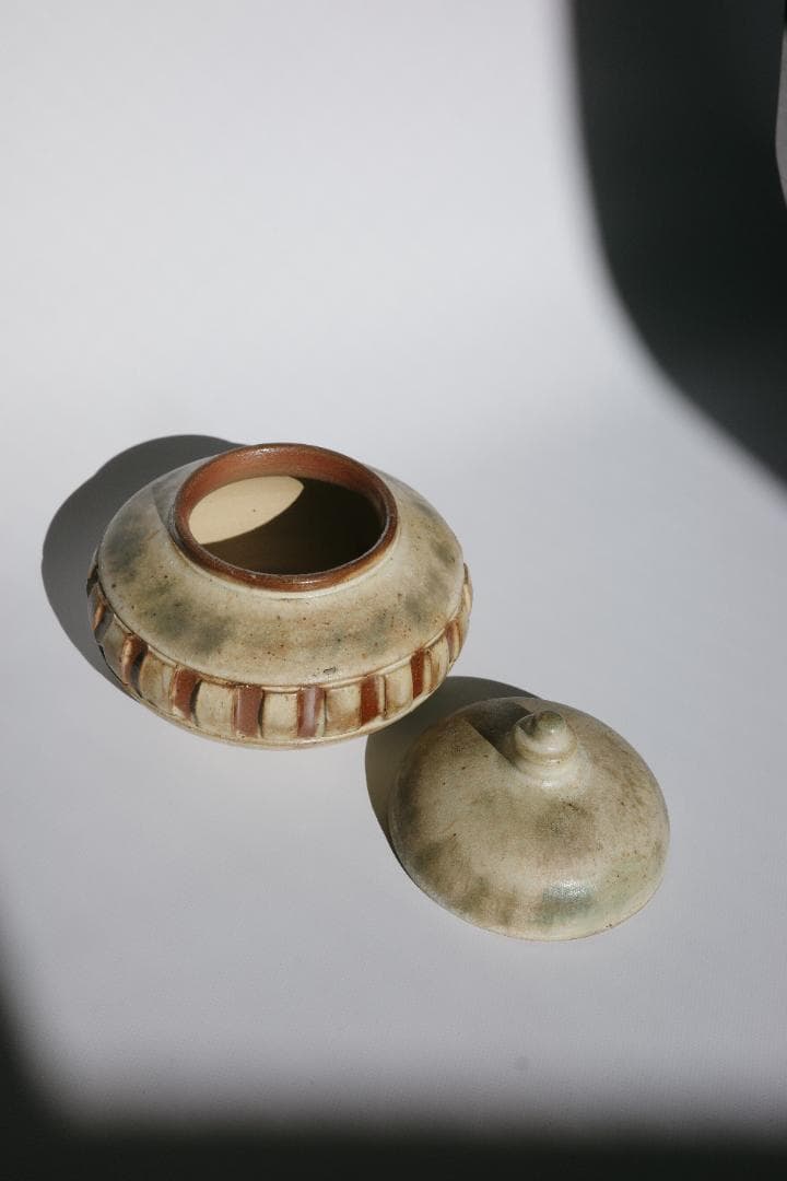 031 アンティーク 1950's ベルギー製陶芸品