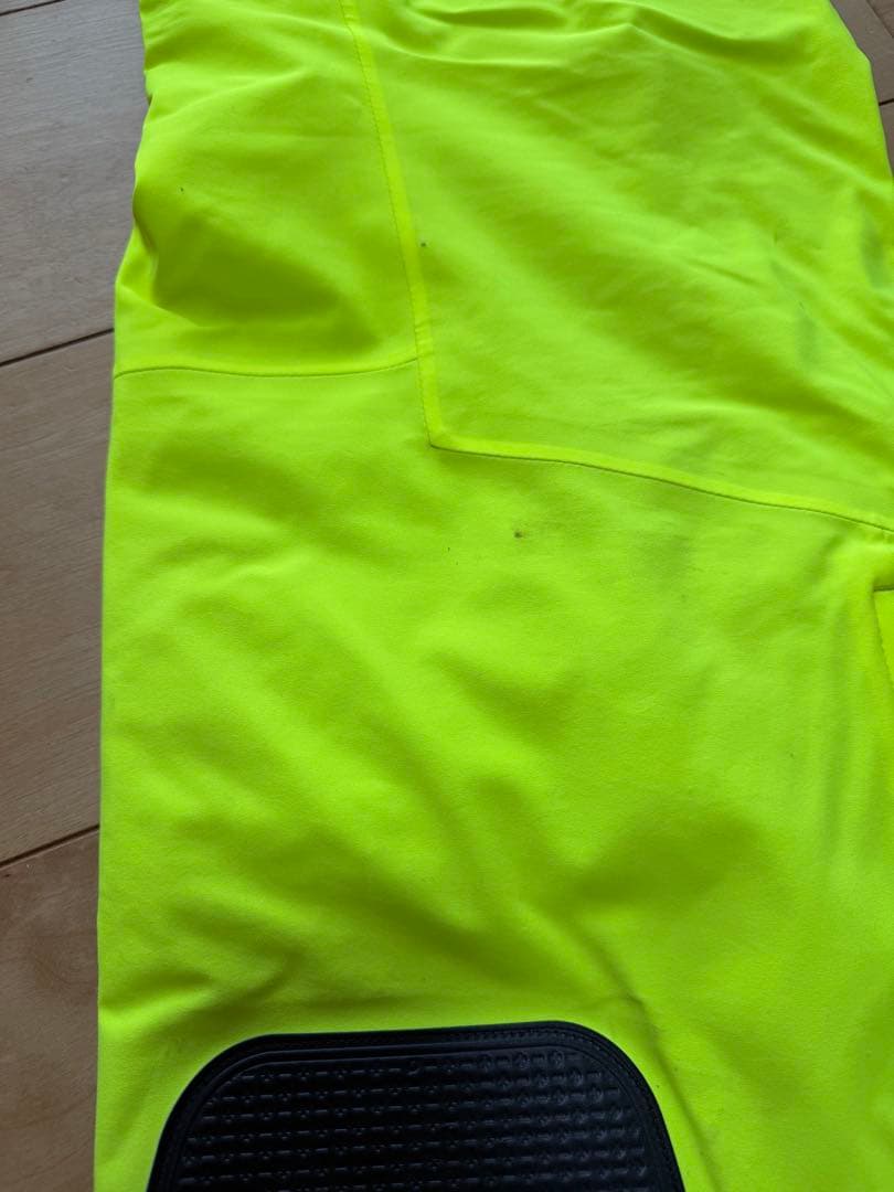 ONYONE 蛍光グリーン スキーウェア　2024年モデル