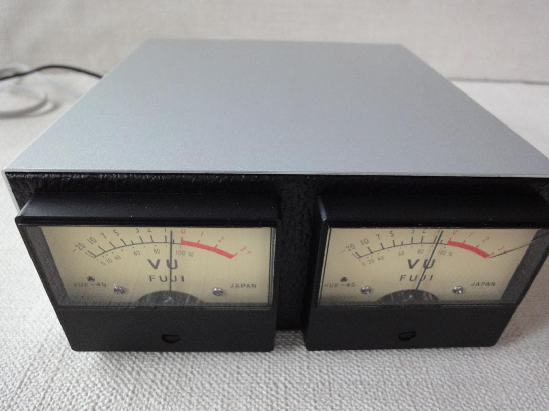 自作ステレオVUメーター173号機（富士計測器 FA-45）