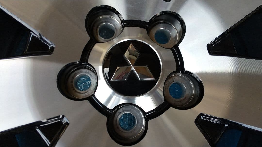 納車前外し 三菱 デリカ 純正 18インチアルミホイール 1本 新車外し