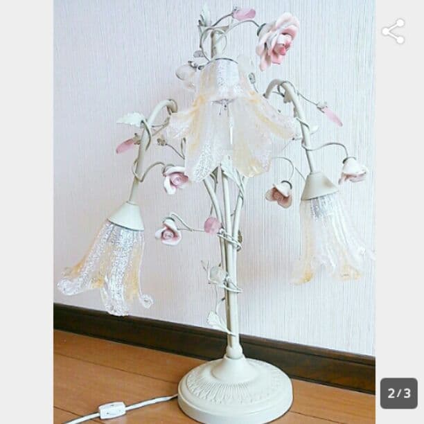 薔薇 百合 シャンデリア テーブルランプ ライト アンティーク 白 ロココ 姫系
