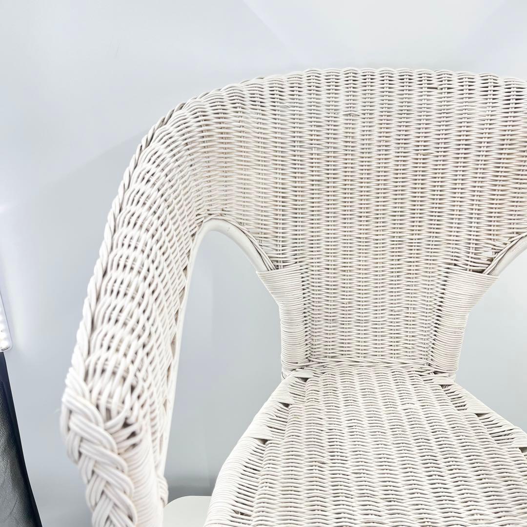 良品 NITORI ニトリ ラタンチェア アームチェア ホワイト 籐 廃盤品