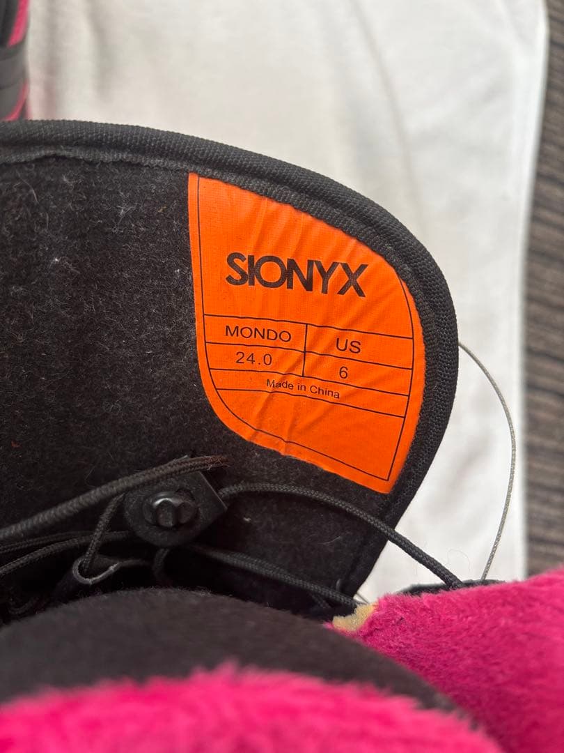 な*ん様 SIONYX スノボーブーツ美品