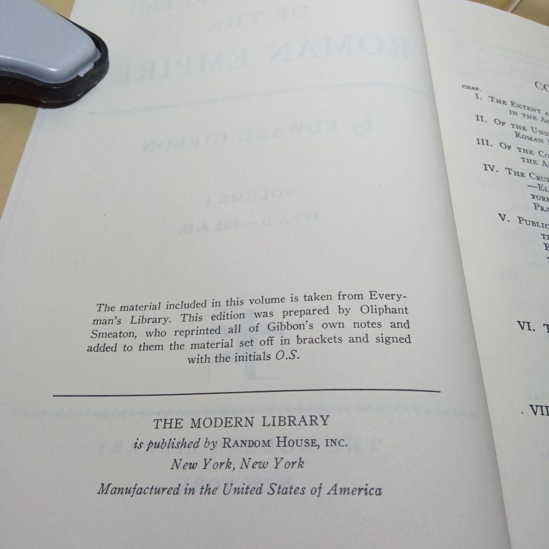 ローマ帝国衰亡史〔洋書全３巻〕＊画像中の和訳書は含みませんのでご注意下さい。