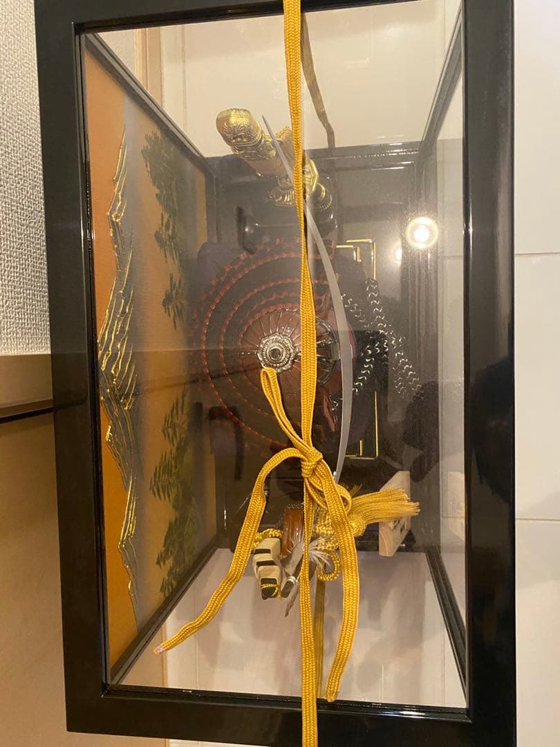 【美品・専用箱付】吉徳大光 五月人形 兜飾り 伊達政宗公 8号 ガラスケース